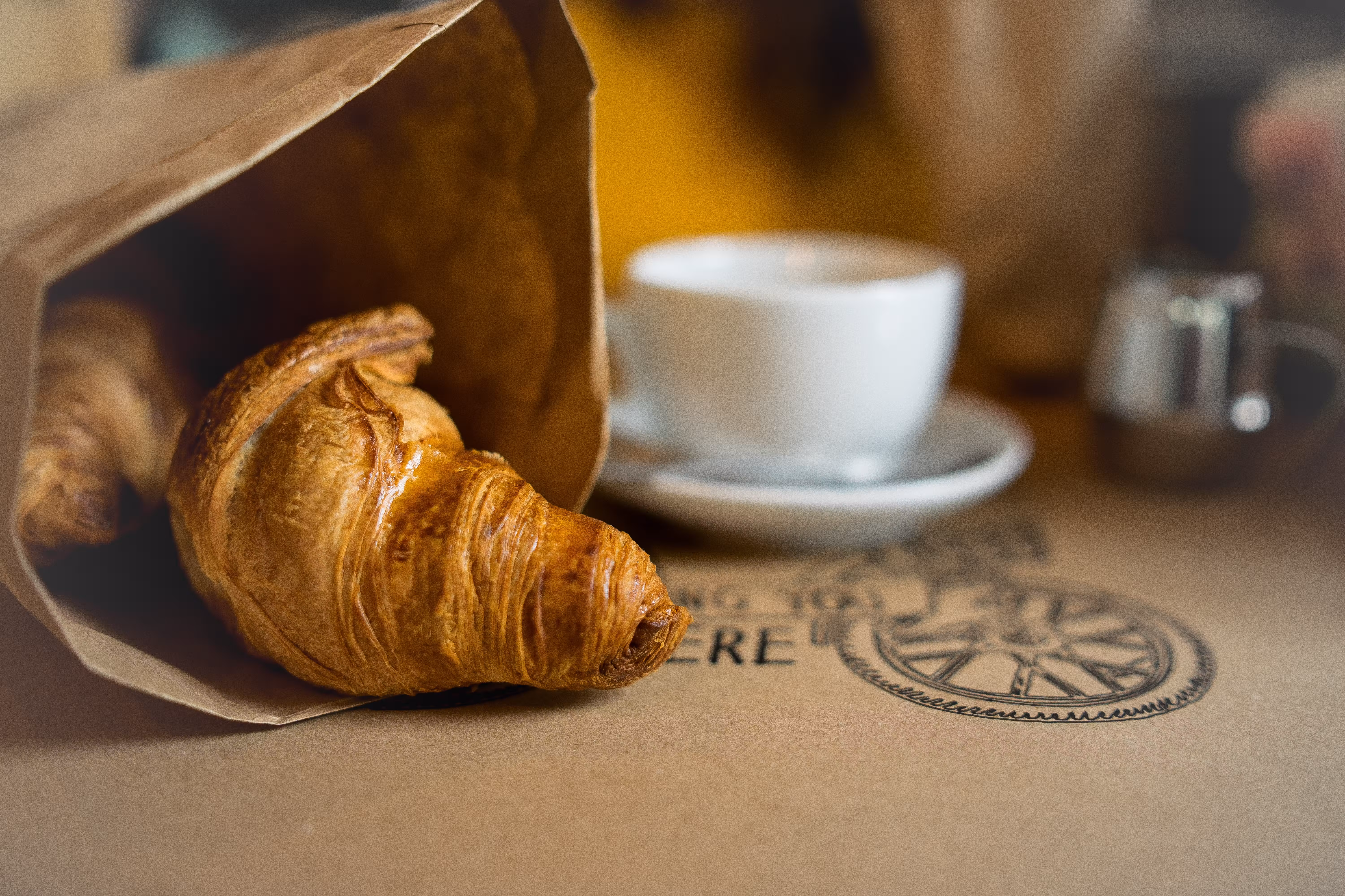 5 Classy-ish French Insults